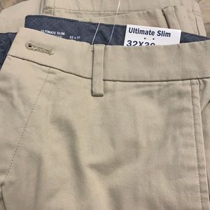 Old Navy Ultimate Slim Khakis 32x30